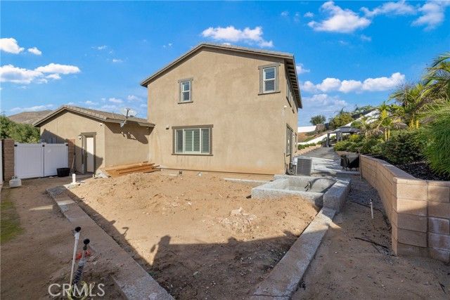 2668 Half Dome Court, Jurupa Valley, CA 92509