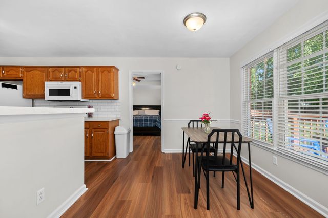 206 Brentmeade Dr, Murfreesboro, TN 37130