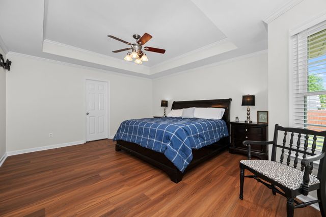 206 Brentmeade Dr, Murfreesboro, TN 37130