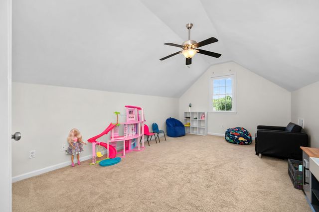 206 Brentmeade Dr, Murfreesboro, TN 37130