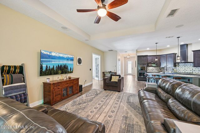 1176 ORCHARD ORIOLE Place, Middleburg, FL 32068