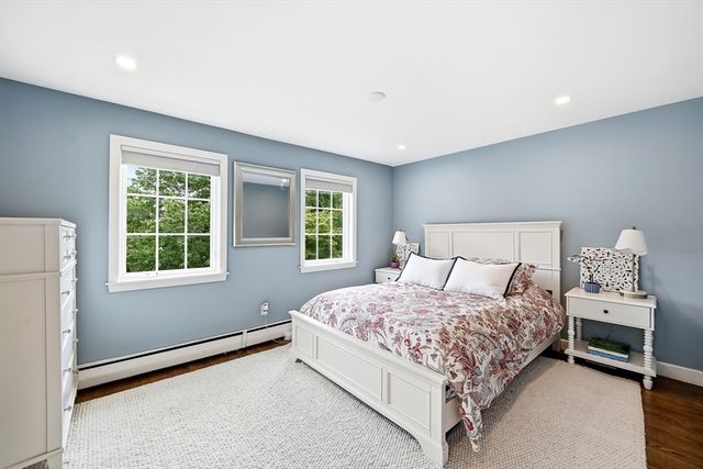22 Hollywood Rd, Winchester, MA 01890
