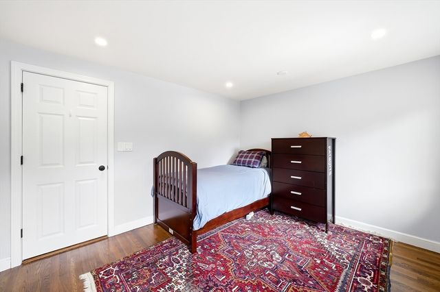 22 Hollywood Rd, Winchester, MA 01890