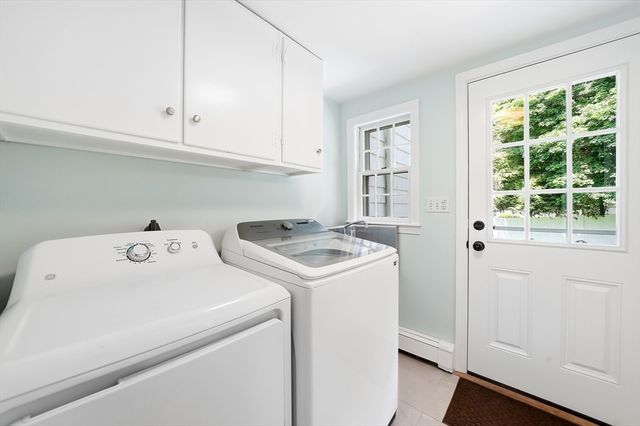 22 Hollywood Rd, Winchester, MA 01890