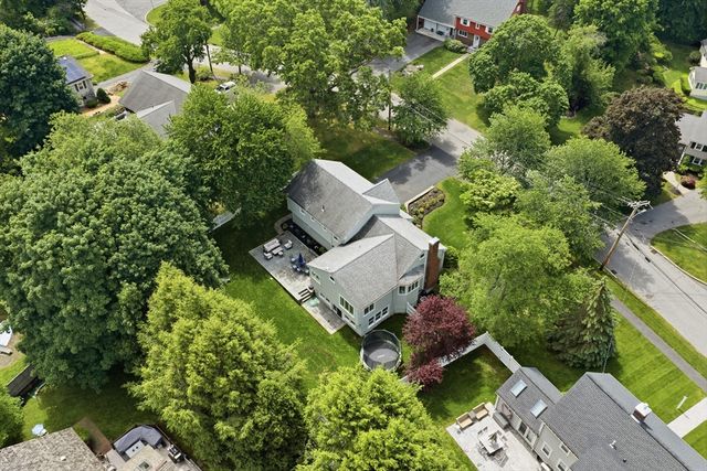 22 Hollywood Rd, Winchester, MA 01890