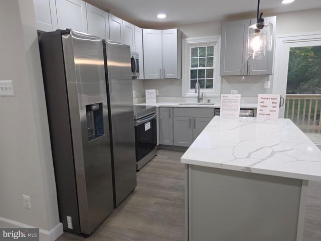 391 HILLTOP LN, Annapolis, MD 21403