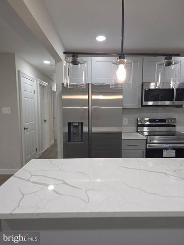 391 HILLTOP LN, Annapolis, MD 21403