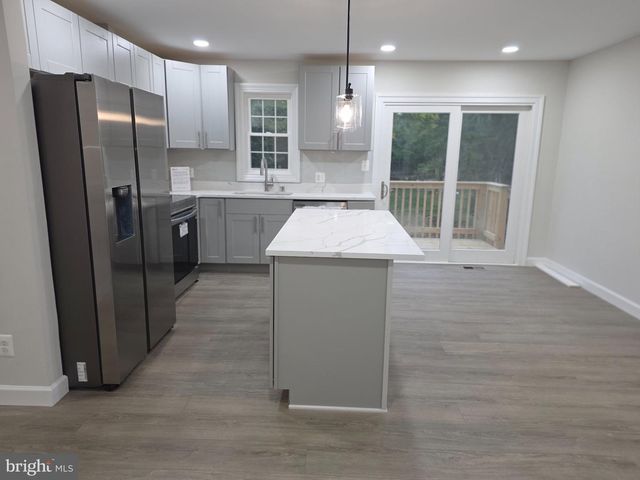 391 HILLTOP LN, Annapolis, MD 21403