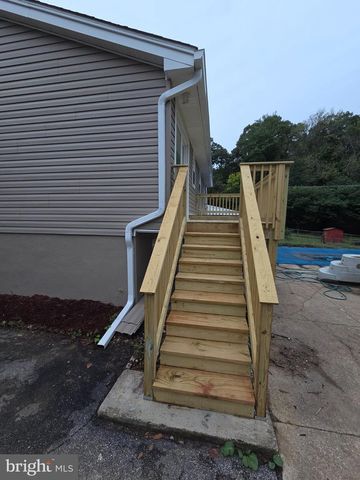 391 HILLTOP LN, Annapolis, MD 21403