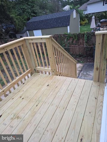 391 HILLTOP LN, Annapolis, MD 21403