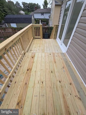391 HILLTOP LN, Annapolis, MD 21403