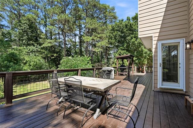 1005 Pebble Bend Drive, Grayson, GA 30017