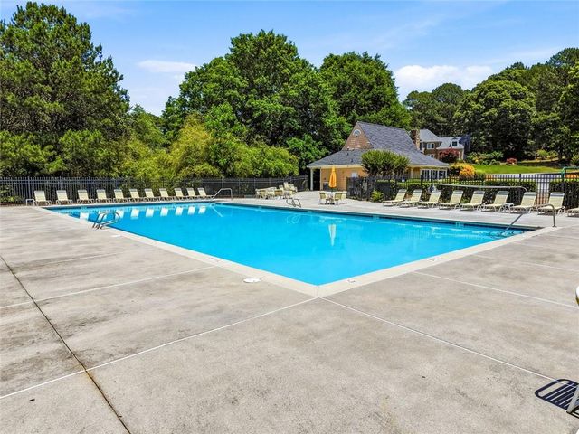 1005 Pebble Bend Drive, Grayson, GA 30017