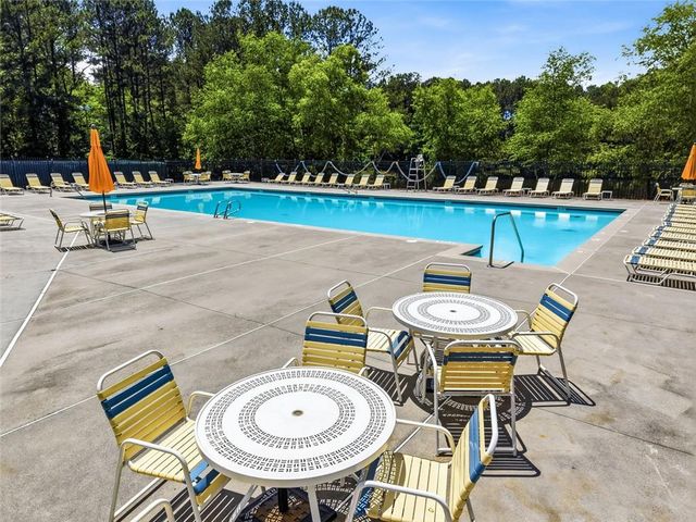 1005 Pebble Bend Drive, Grayson, GA 30017