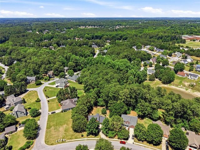 1005 Pebble Bend Drive, Grayson, GA 30017