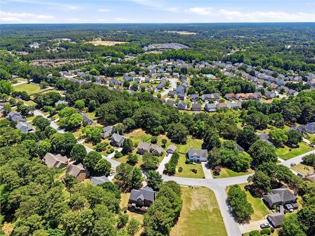 1005 Pebble Bend Drive, Grayson, GA 30017