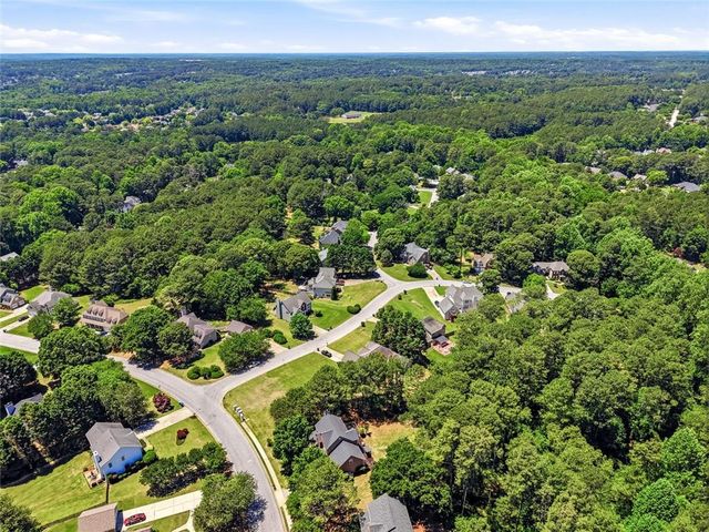 1005 Pebble Bend Drive, Grayson, GA 30017