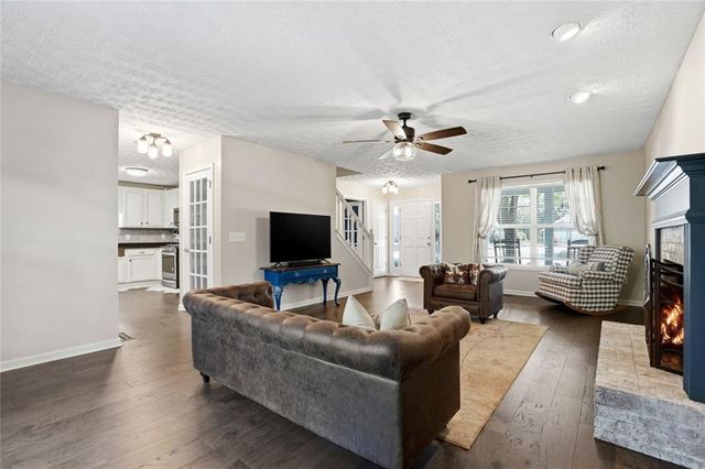 1005 Pebble Bend Drive, Grayson, GA 30017