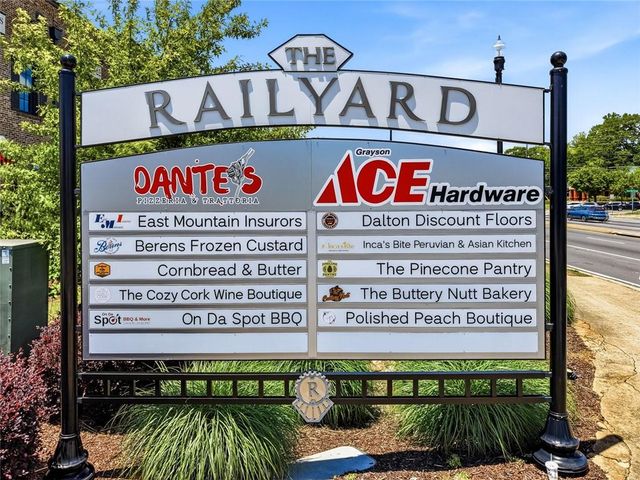 1005 Pebble Bend Drive, Grayson, GA 30017