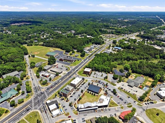 1005 Pebble Bend Drive, Grayson, GA 30017