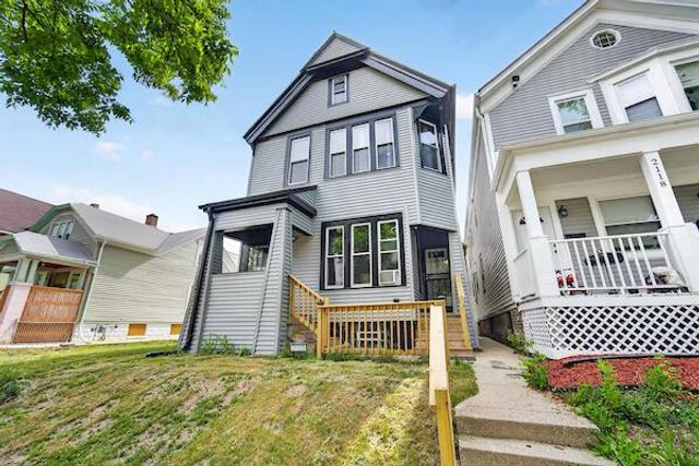 2120 N 2nd STREET, Milwaukee, WI 53212