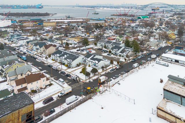 15 Davidson Court, Staten Island, NY 10303