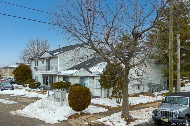 15 Davidson Court, Staten Island, NY 10303