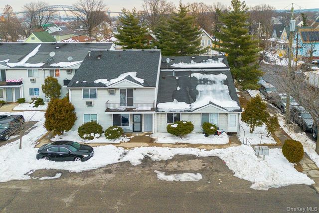 15 Davidson Court, Staten Island, NY 10303