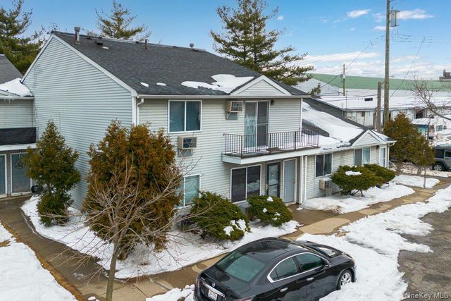 15 Davidson Court, Staten Island, NY 10303