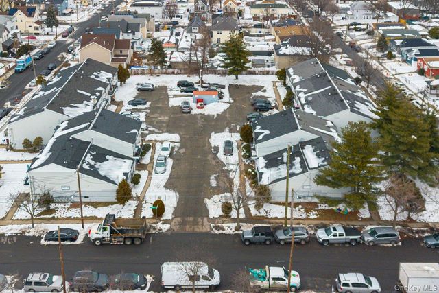 15 Davidson Court, Staten Island, NY 10303