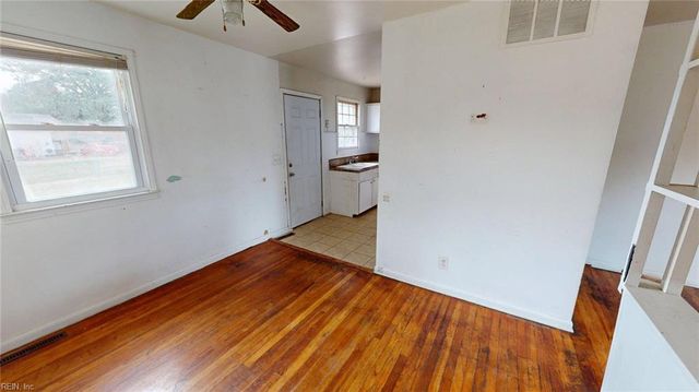 1003 Warfield DR, Portsmouth, VA 23701