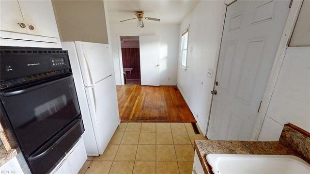 1003 Warfield DR, Portsmouth, VA 23701