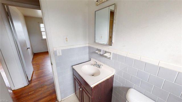 1003 Warfield DR, Portsmouth, VA 23701