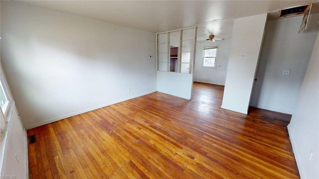 1003 Warfield DR, Portsmouth, VA 23701