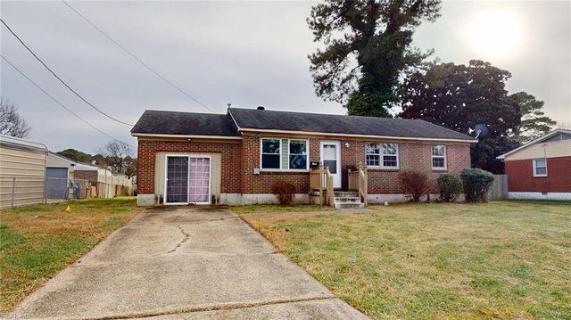 1003 Warfield DR, Portsmouth, VA 23701