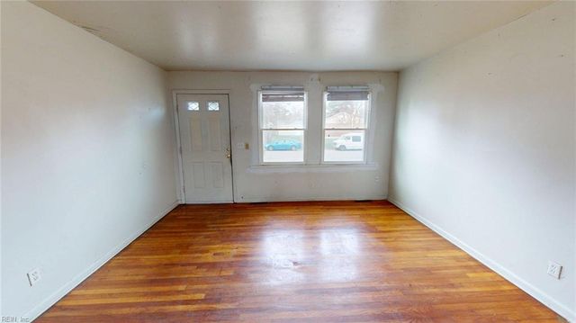 1003 Warfield DR, Portsmouth, VA 23701