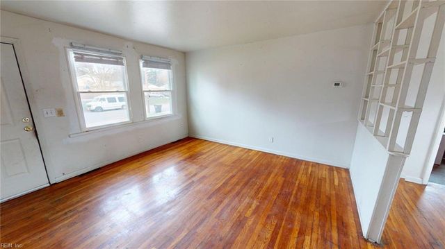 1003 Warfield DR, Portsmouth, VA 23701