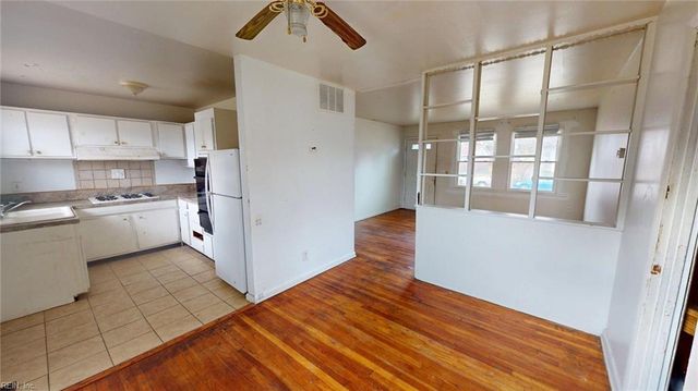 1003 Warfield DR, Portsmouth, VA 23701