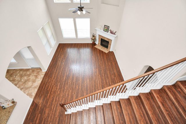 8627 Sweet Pasture Drive, Tomball, TX 77375