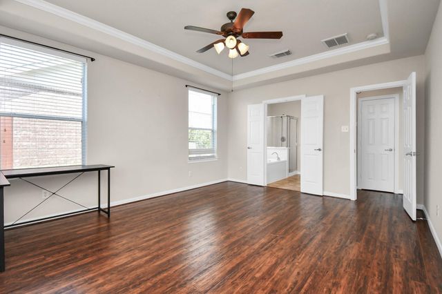 8627 Sweet Pasture Drive, Tomball, TX 77375