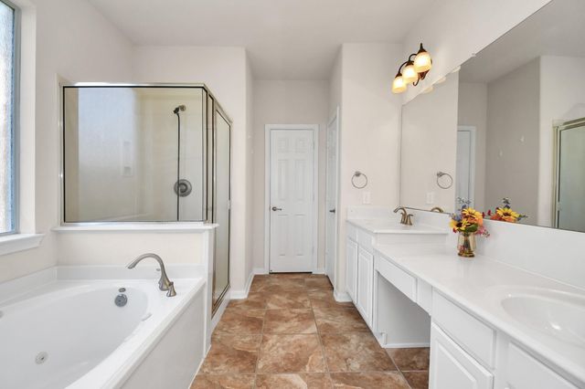 8627 Sweet Pasture Drive, Tomball, TX 77375