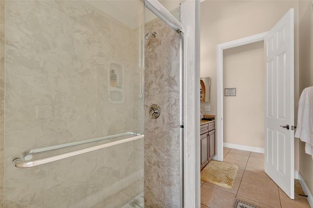 2007 COUNTRY CLUB DRIVE, Eustis, FL 32726