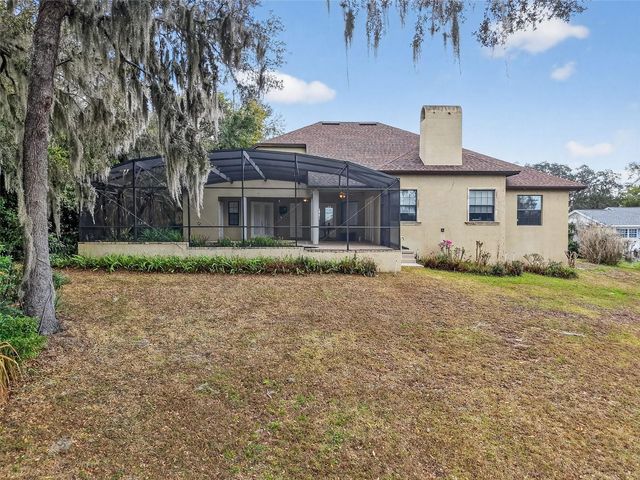 2007 COUNTRY CLUB DRIVE, Eustis, FL 32726