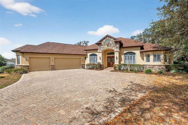 2007 COUNTRY CLUB DRIVE, Eustis, FL 32726