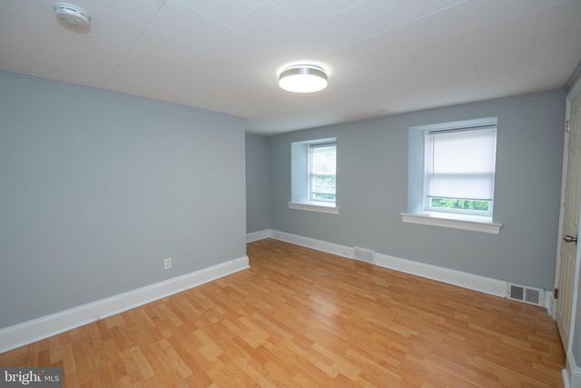 225 OLD SOLDIERS UNIT B RD, Cheltenham, PA 19012