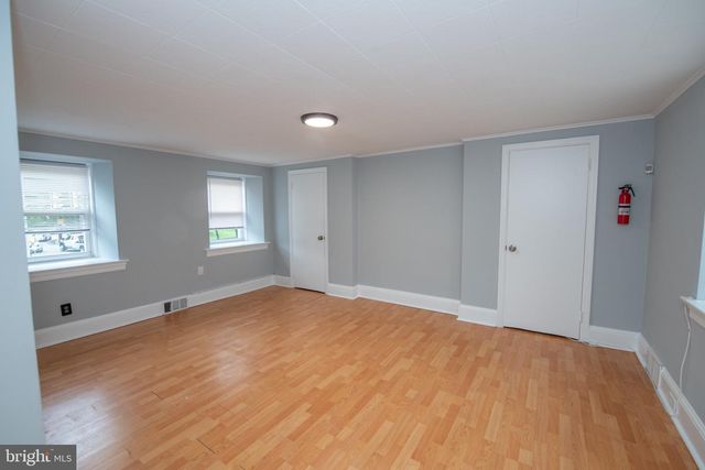 225 OLD SOLDIERS UNIT B RD, Cheltenham, PA 19012