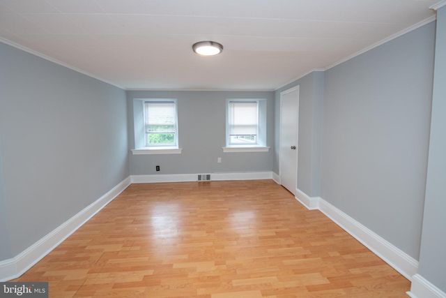 225 OLD SOLDIERS UNIT B RD, Cheltenham, PA 19012