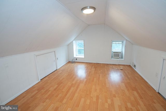 225 OLD SOLDIERS UNIT B RD, Cheltenham, PA 19012