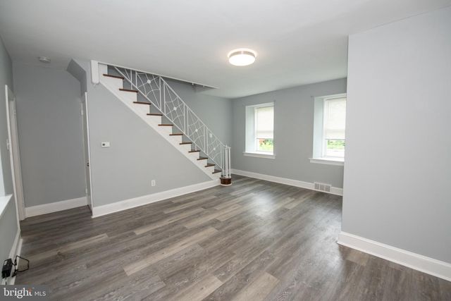 225 OLD SOLDIERS UNIT B RD, Cheltenham, PA 19012