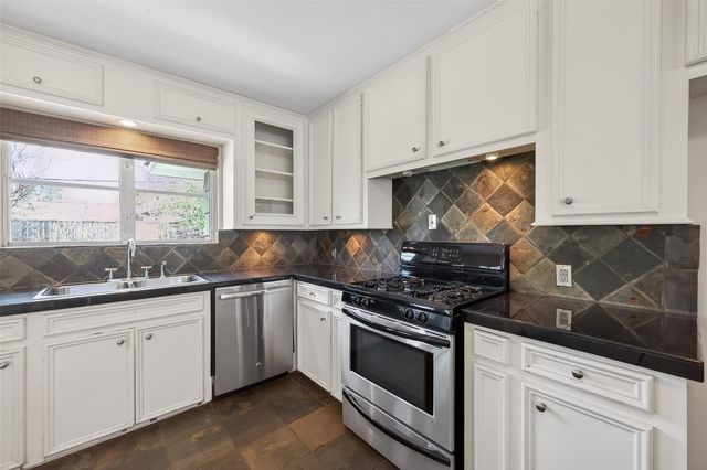 4746 Kinglet Street, Houston, TX 77035